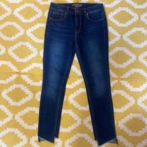 HARPER NWOT size 28  ankle cropped raw hem jeans